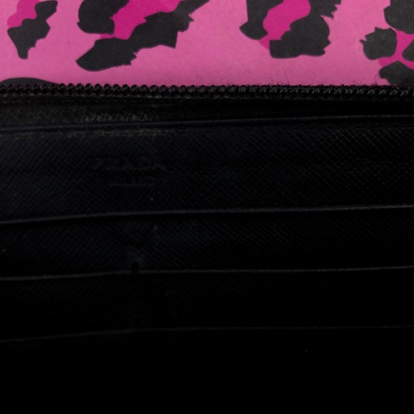 Auth Prada wallet - Picture 5 of 8